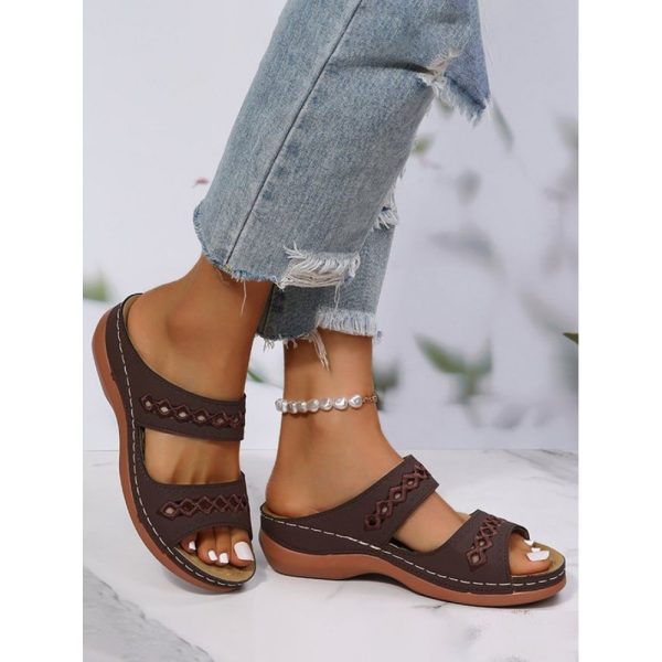 Retro Style Hollow Out Circular Embroidery Foot Casual Slippers - Image 36