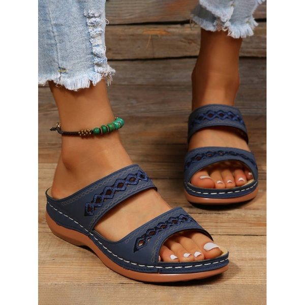 Retro Style Hollow Out Circular Embroidery Foot Casual Slippers - Image 6