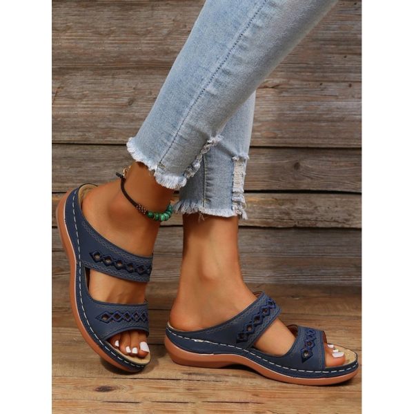 Retro Style Hollow Out Circular Embroidery Foot Casual Slippers - Image 7