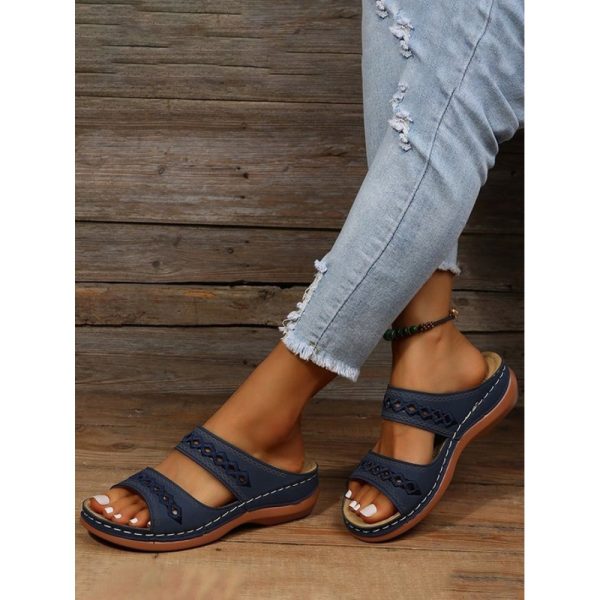 Retro Style Hollow Out Circular Embroidery Foot Casual Slippers - Image 9