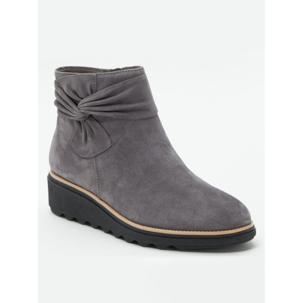 Comfortable Soft Leather Bow Round Toe Low Heel Booties - Image 10
